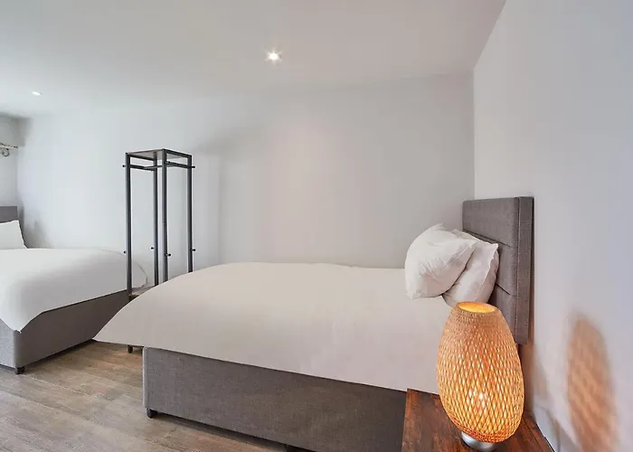Host & - The Merchants Quarters Apartman Scarborough