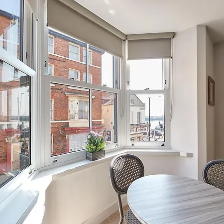 Host & - The Merchants Quarters * סקארבורו