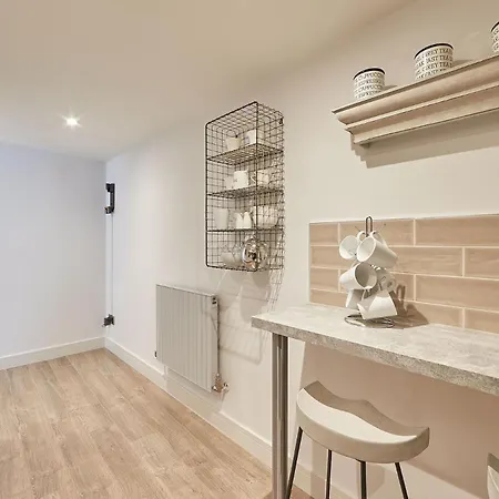 Host & - The Merchants Quarters Apartment *